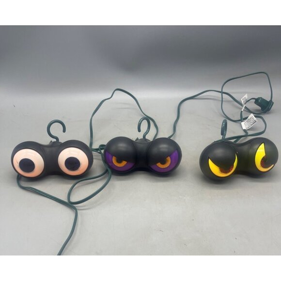 Spooky Eyes Halloween String Lights 3 pair of Flashing Eyes Halloween decor READ - Picture 2 of 8